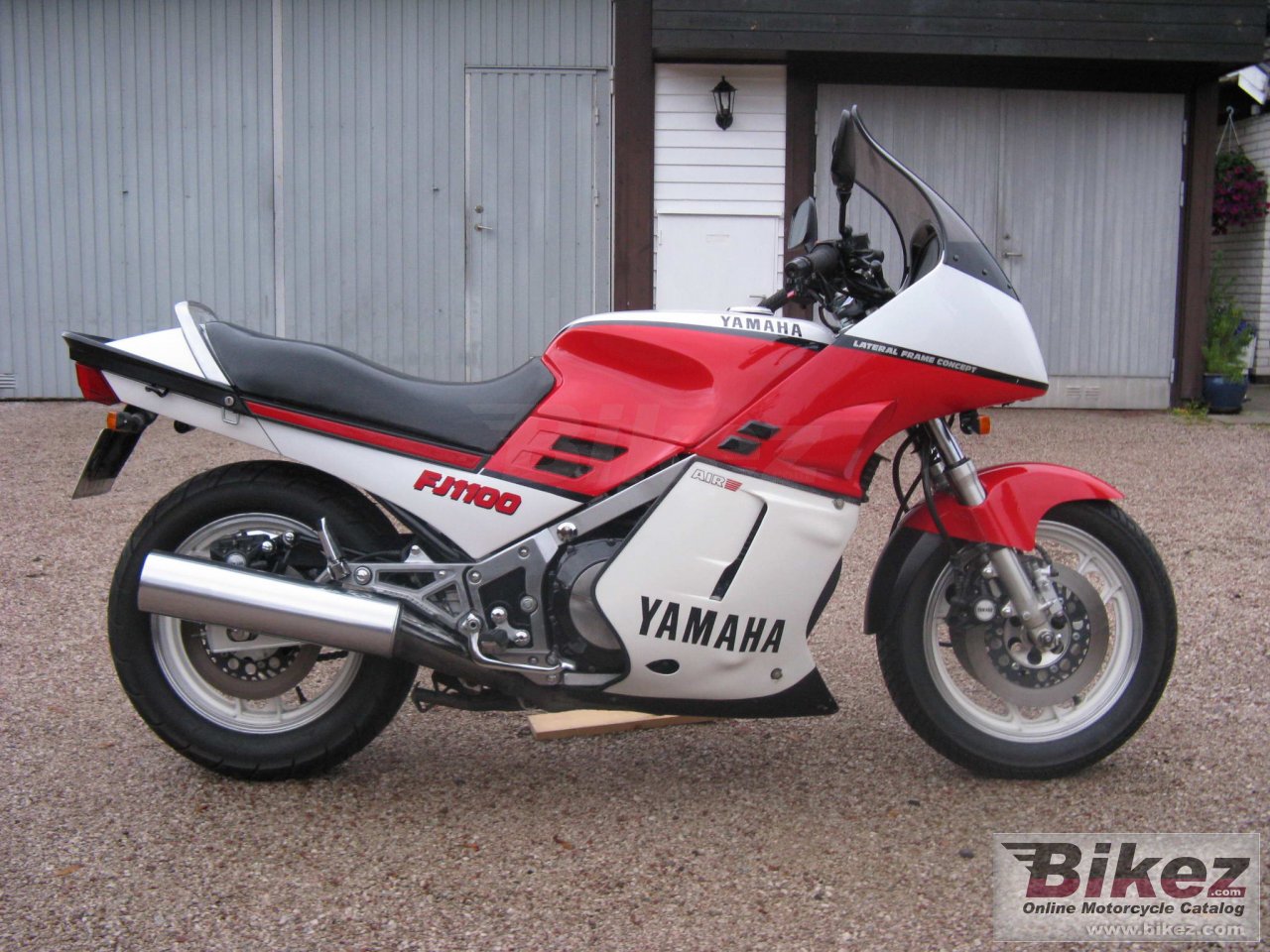 Big nymous user. fj 1100 picture and wallpaper from Bikez.com